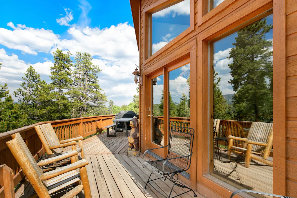 Cabin Home by Pike National Forest in Bailey, Colorado, United States